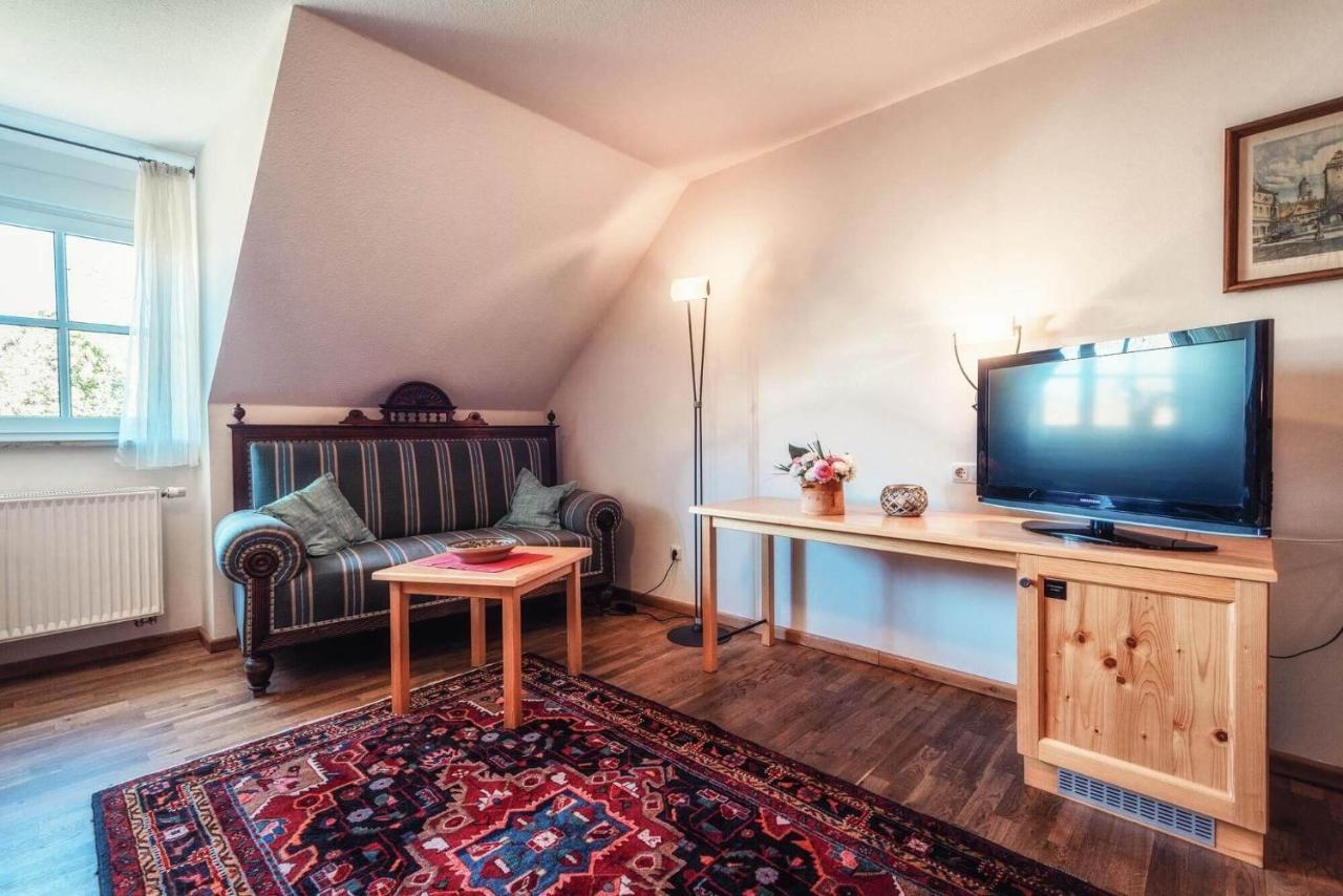 Pension Sankt Urban ซอมเมอร์อาค ภายนอก รูปภาพ