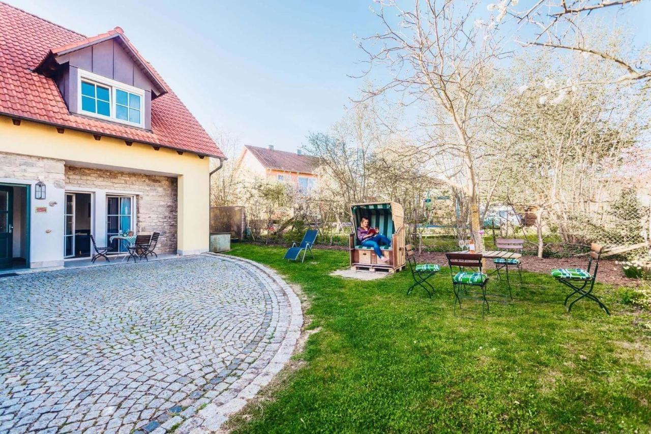 Pension Sankt Urban ซอมเมอร์อาค ภายนอก รูปภาพ