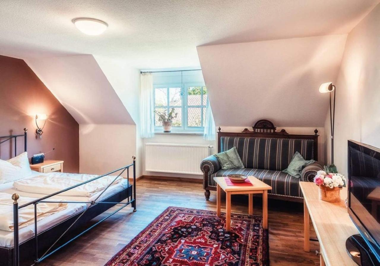 Pension Sankt Urban ซอมเมอร์อาค ภายนอก รูปภาพ