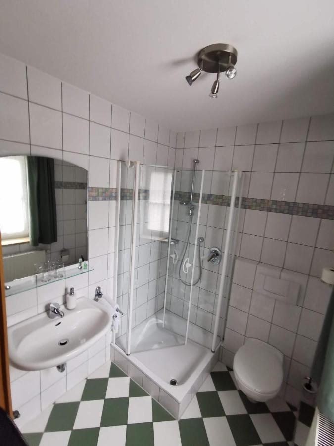 Pension Sankt Urban ซอมเมอร์อาค ภายนอก รูปภาพ