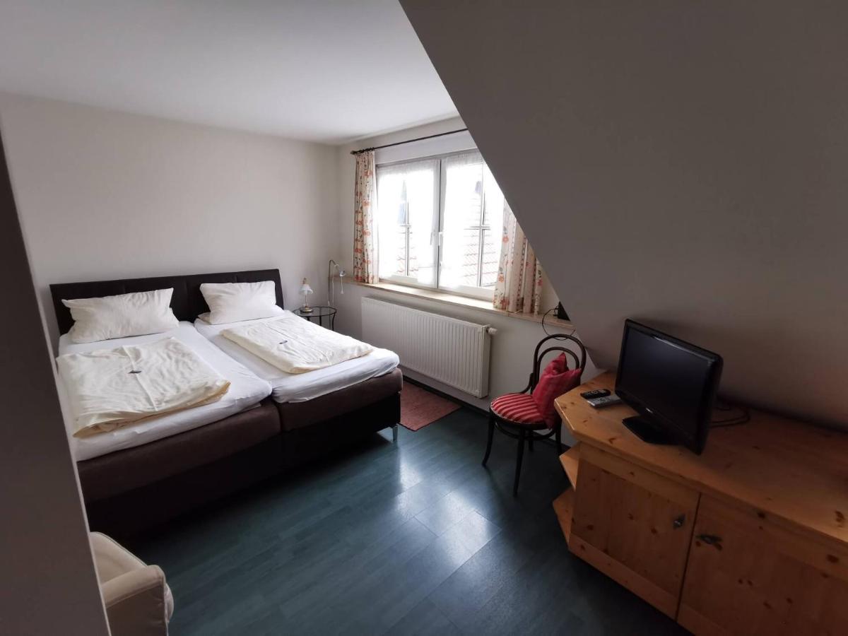 Pension Sankt Urban ซอมเมอร์อาค ภายนอก รูปภาพ